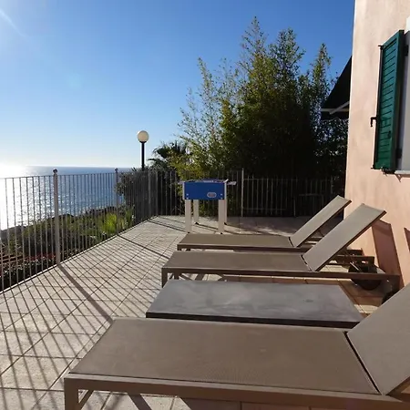 Villa Sole Mare Santo Stefano al Mare